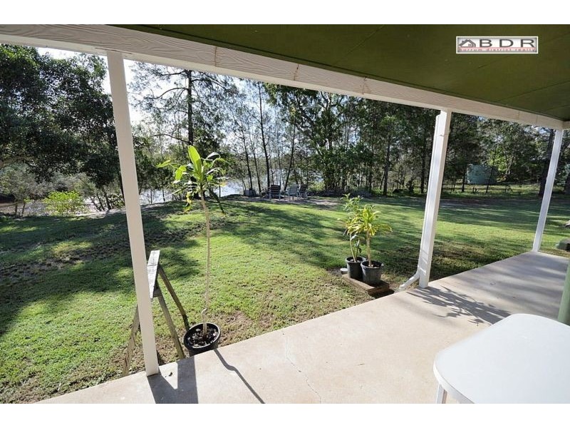 12 Jacqueline Drive, Pacific Haven QLD 4659