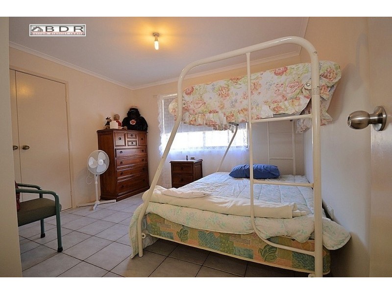 12 Jacqueline Drive, Pacific Haven QLD 4659