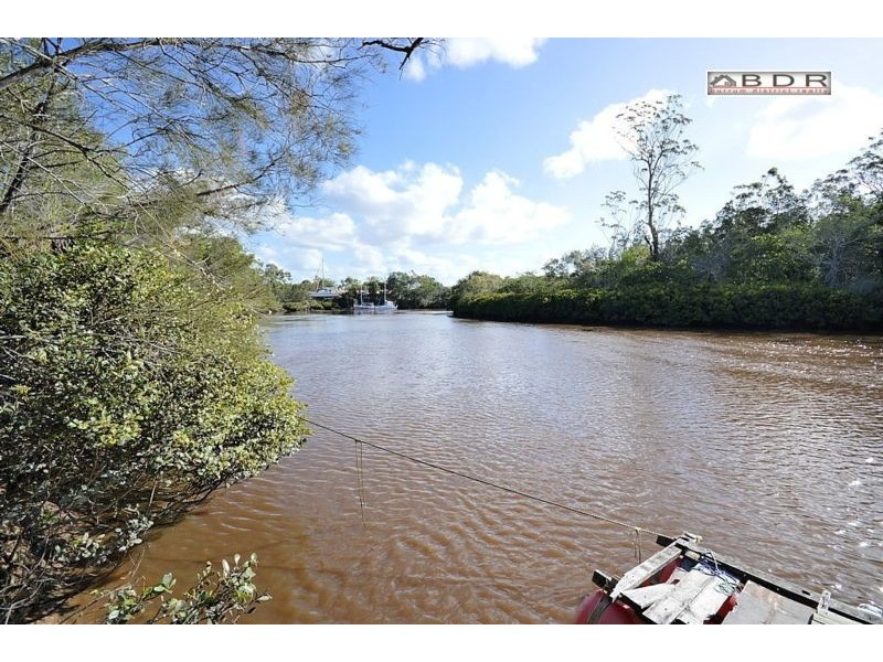12 Jacqueline Drive, Pacific Haven QLD 4659