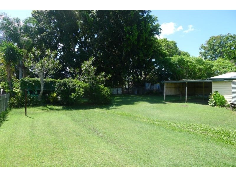 12 Edith Street, Howard QLD 4659