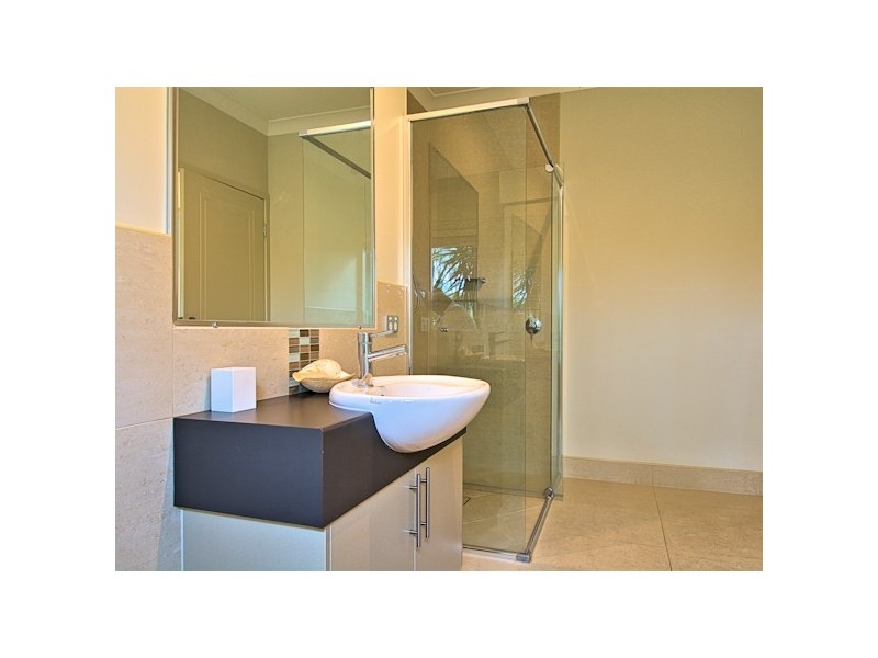 14 Traviston Way, Burrum Heads QLD 4659