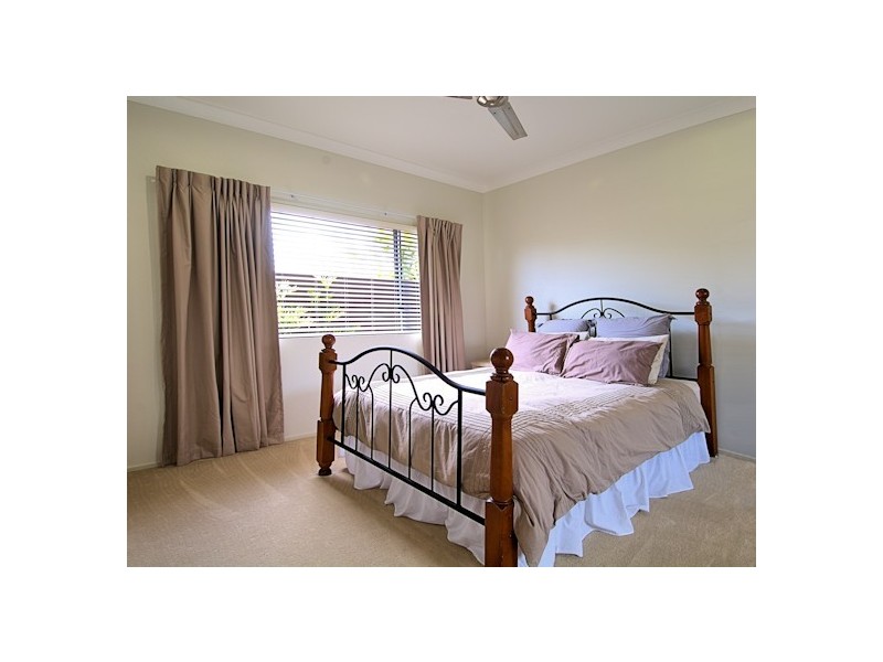 14 Traviston Way, Burrum Heads QLD 4659