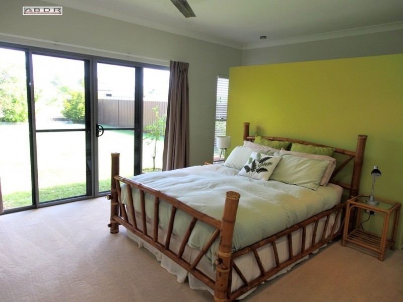 14 Traviston Way, Burrum Heads QLD 4659