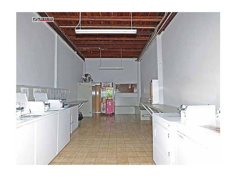 73 William St, Howard QLD 4659
