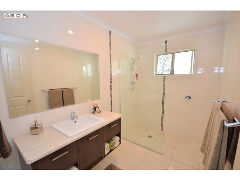 32 Burrum Heads Road, Burrum Heads QLD 4659