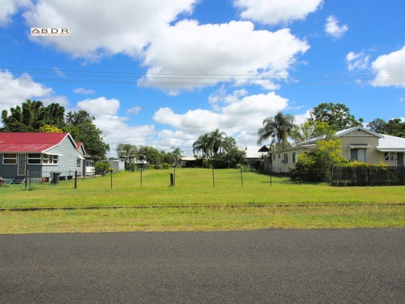 13 Hartley St, Torbanlea QLD 4662