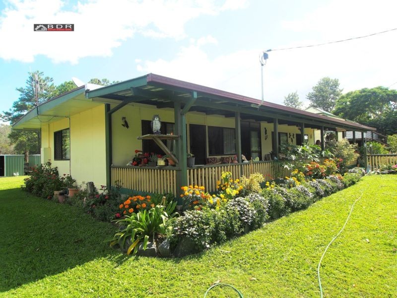 96 Thomas Street, Howard QLD 4659