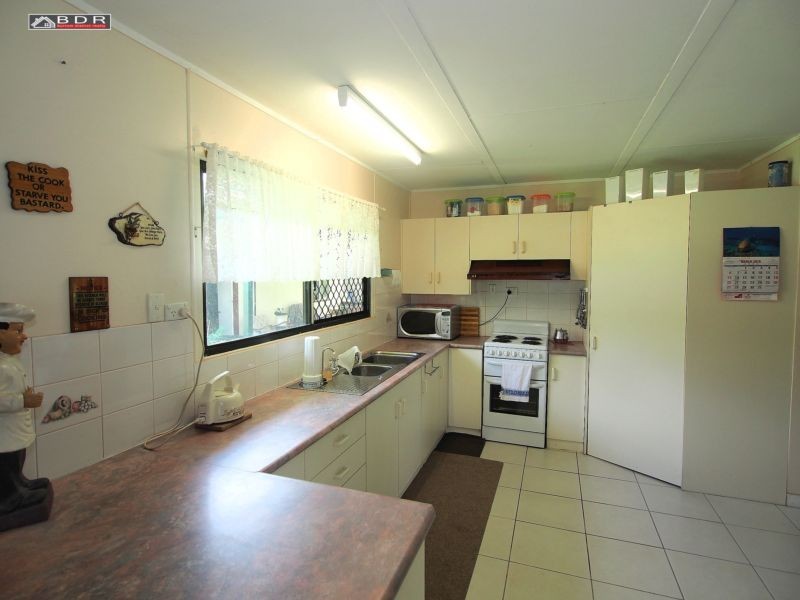 96 Thomas Street, Howard QLD 4659