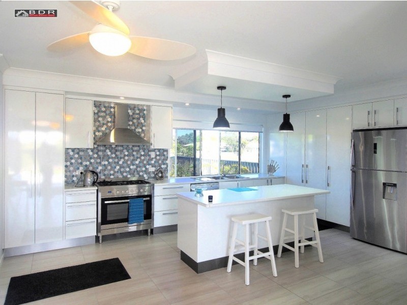 12 Bentwood Street, Burrum Heads QLD 4659