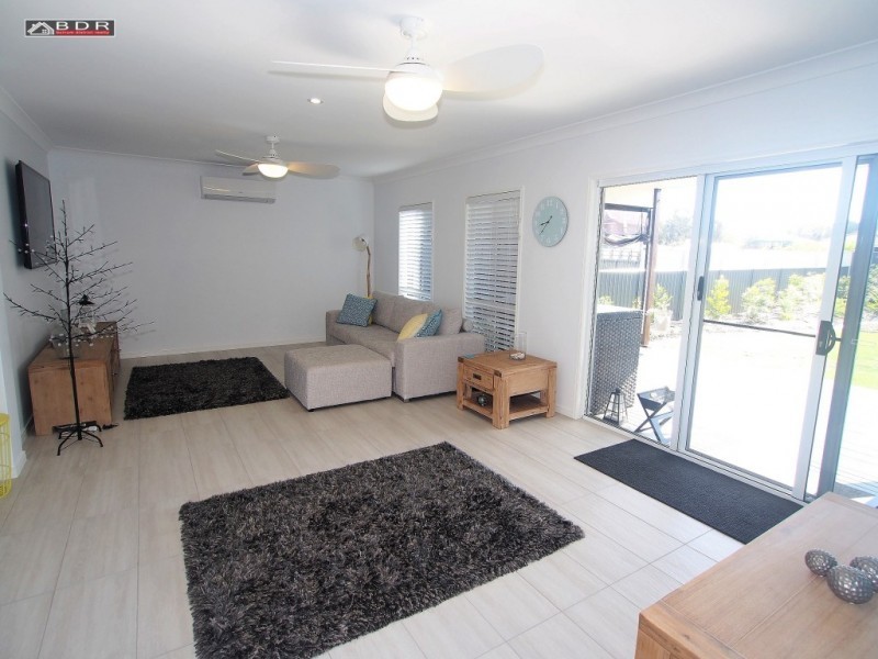 12 Bentwood Street, Burrum Heads QLD 4659
