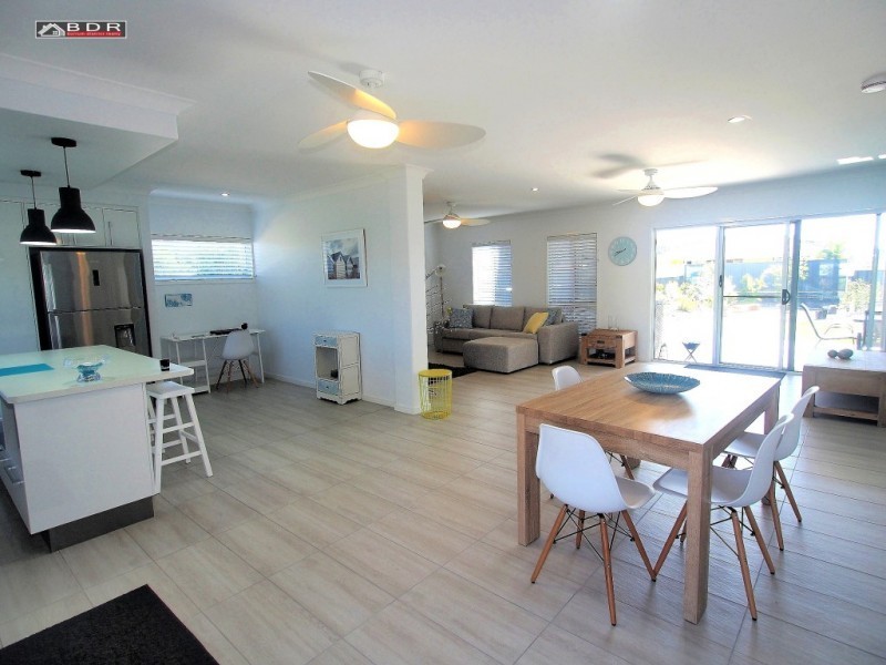 12 Bentwood Street, Burrum Heads QLD 4659