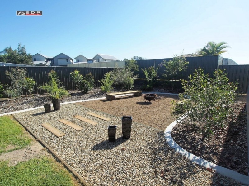 12 Bentwood Street, Burrum Heads QLD 4659