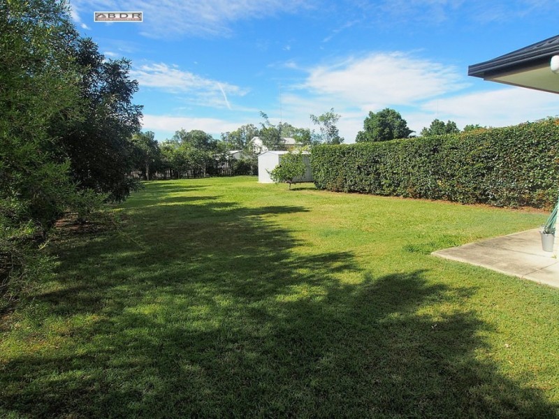 32 King Street, Howard QLD 4659