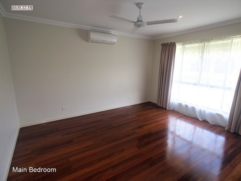 32 King Street, Howard QLD 4659