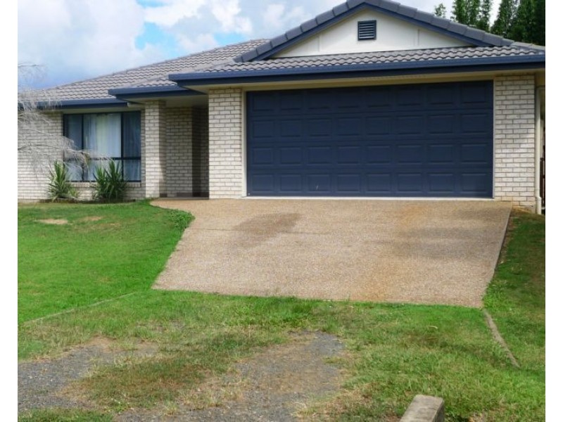 10 Charles Street, Howard QLD 4659