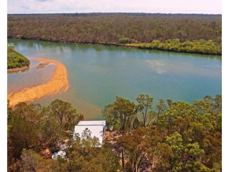 17 Jacqueline Drive, Pacific Haven QLD 4659