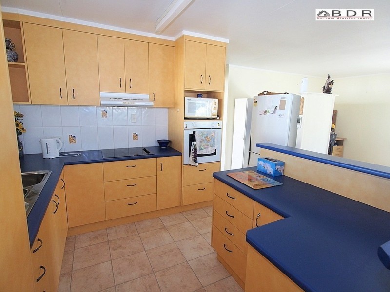 8 Boronia Street, Burrum Heads QLD 4659