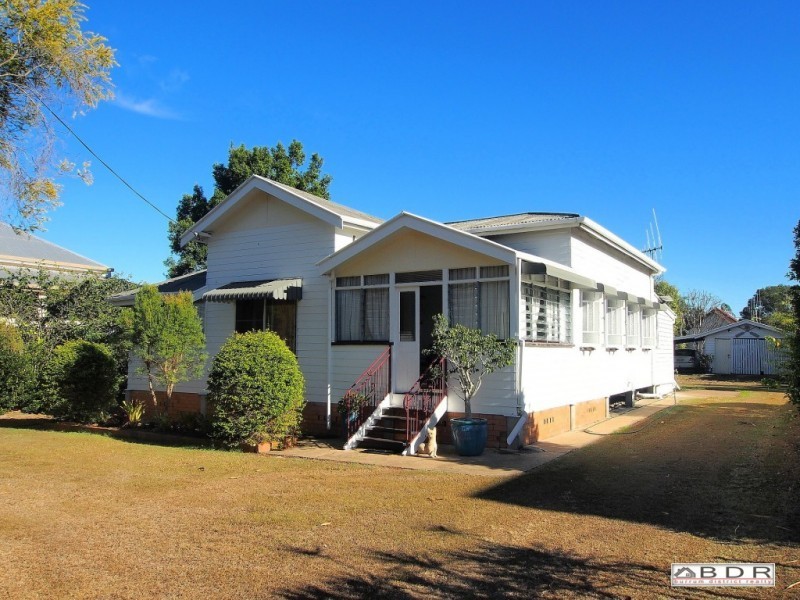 11 Crawford Street, Torbanlea QLD 4662