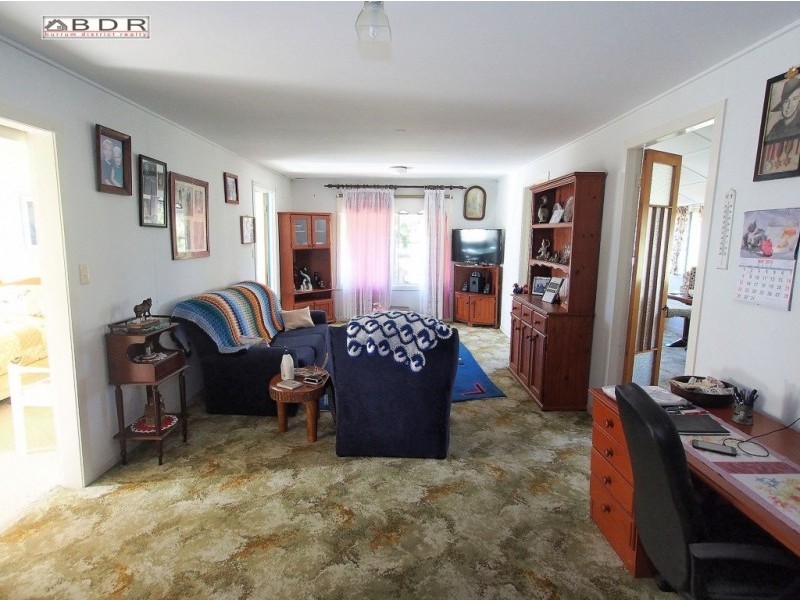 11 Crawford Street, Torbanlea QLD 4662