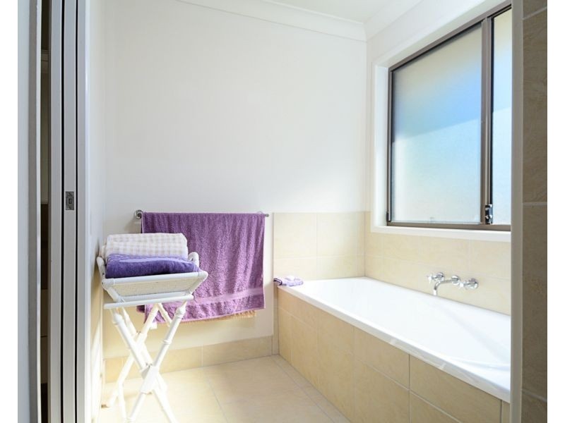 2 Steley, Howard QLD 4659