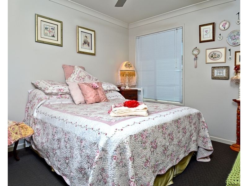 2 Steley, Howard QLD 4659