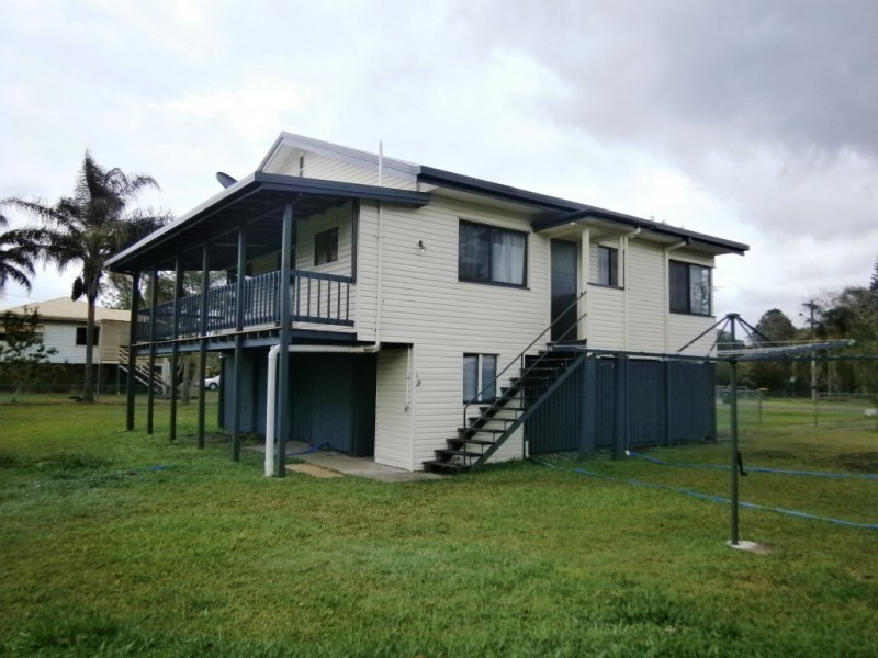14 Spring Street, Howard QLD 4659