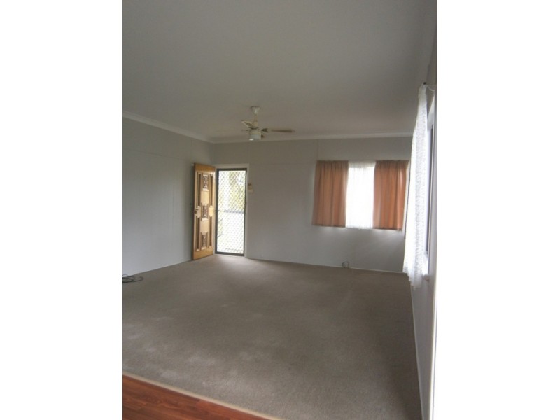 14 Spring Street, Howard QLD 4659
