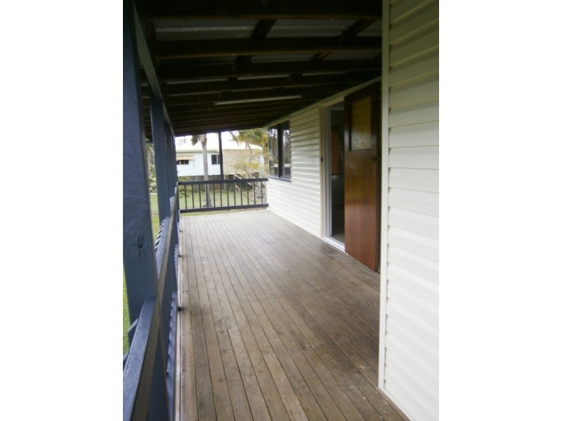 14 Spring Street, Howard QLD 4659