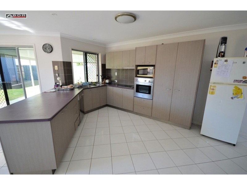 16 Beach Drive, Burrum Heads QLD 4659