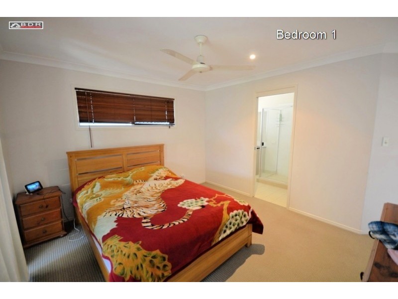 16 Beach Drive, Burrum Heads QLD 4659