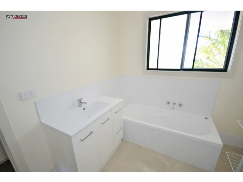 37 Hunter Street, Torbanlea QLD 4662