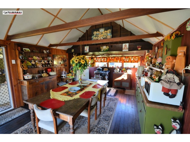 30 James Street, Howard QLD 4659