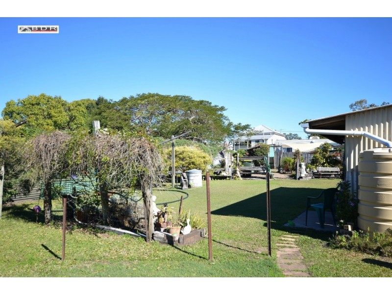 30 James Street, Howard QLD 4659