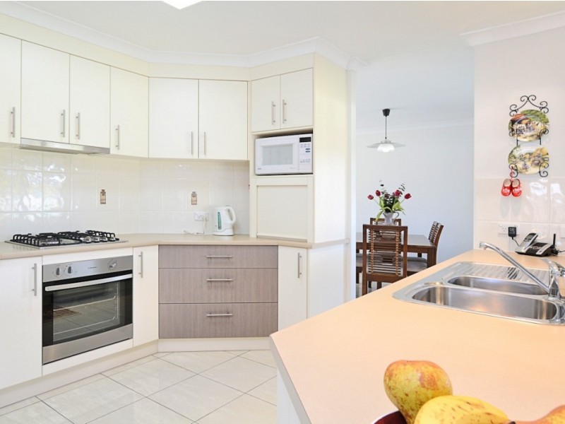 5 Lucas Drive, Burrum Heads QLD 4659