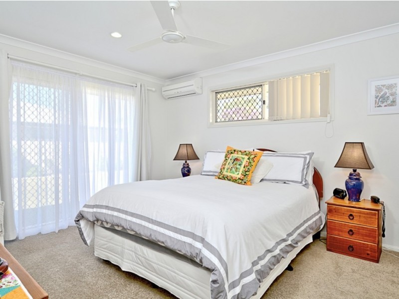 5 Lucas Drive, Burrum Heads QLD 4659