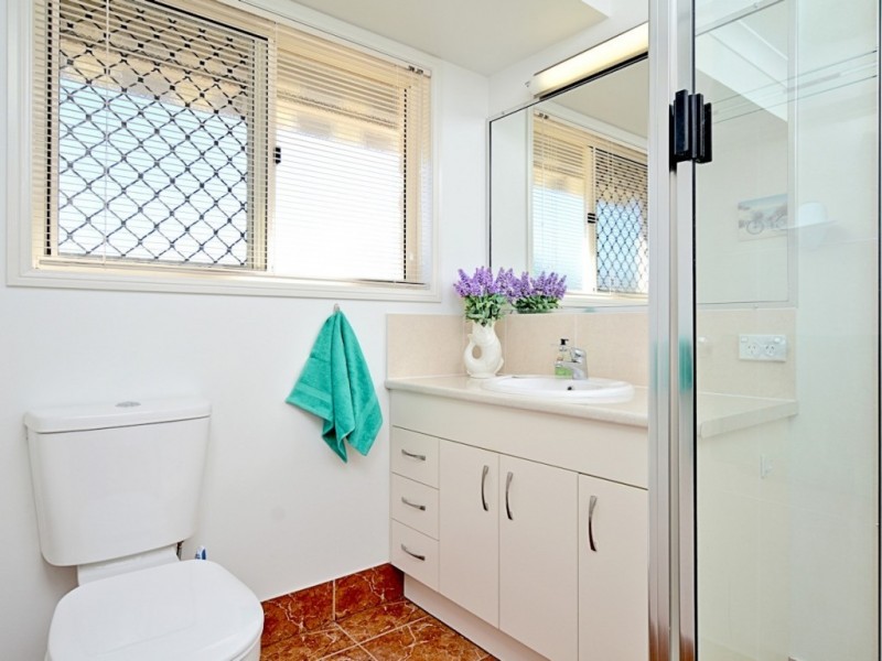 5 Lucas Drive, Burrum Heads QLD 4659