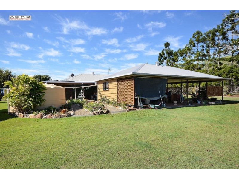 39 Smith Road, Howard QLD 4659
