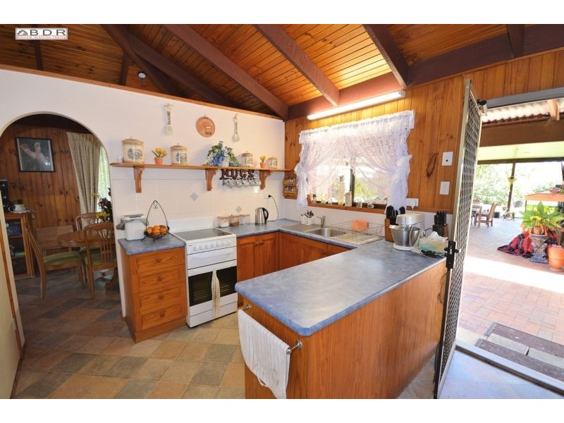 39 Smith Road, Howard QLD 4659