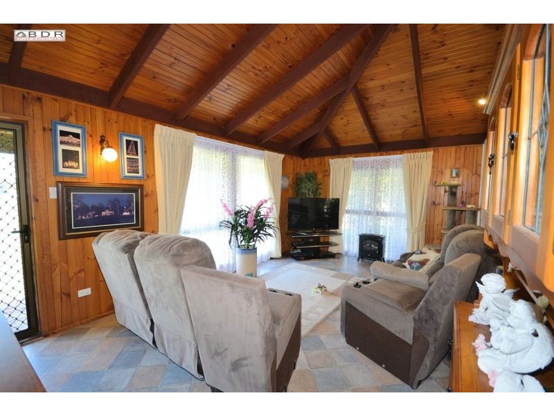 39 Smith Road, Howard QLD 4659
