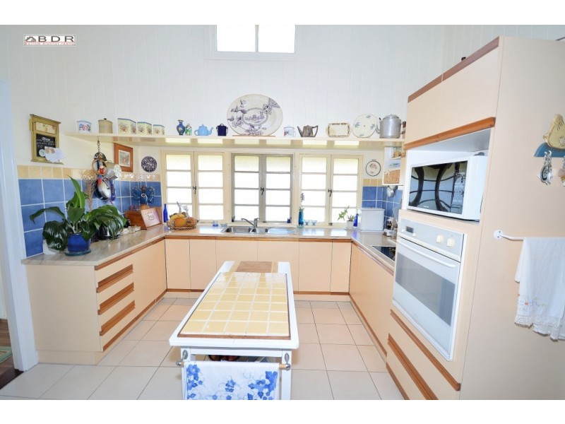 34 Robertson Street, Torbanlea QLD 4662