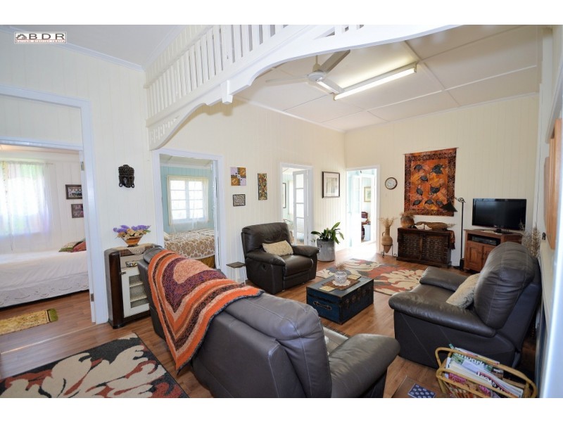 34 Robertson Street, Torbanlea QLD 4662