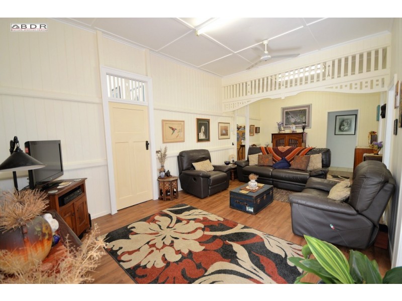 34 Robertson Street, Torbanlea QLD 4662