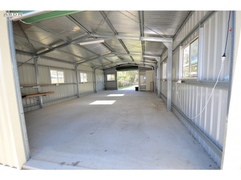 28 East Street, Howard QLD 4659