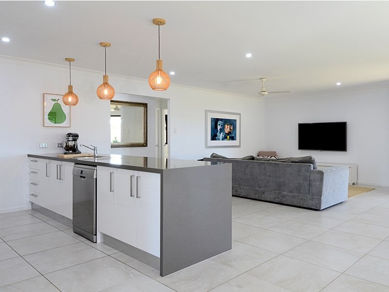 29 Noeme Street, Burrum Heads QLD 4659