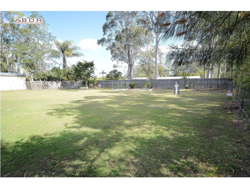 24 Annie St, Howard QLD 4659