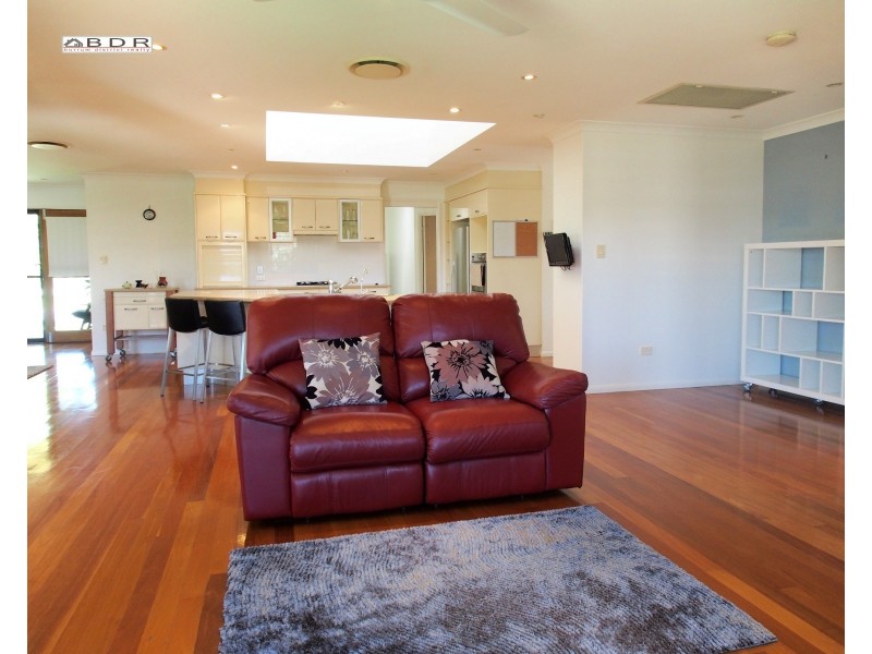 1 Krista Court, Burrum Heads QLD 4659