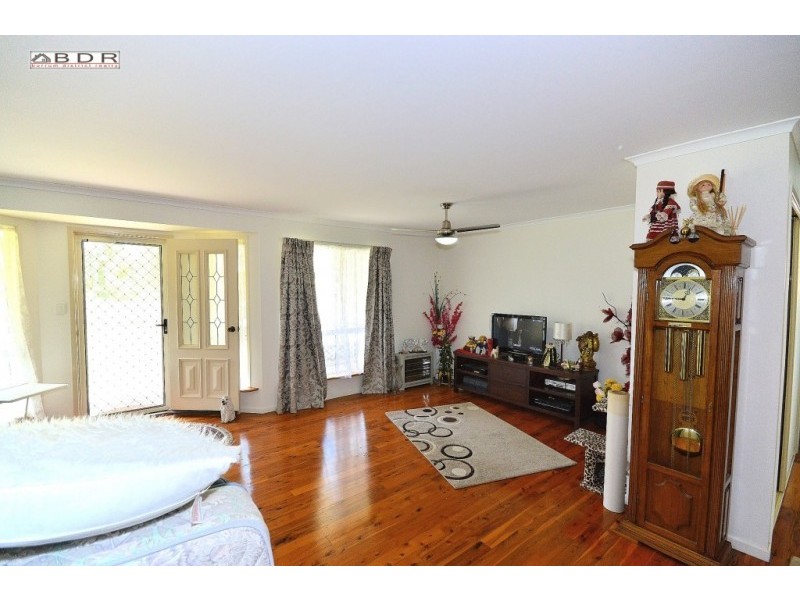 28 Kent Street, Torbanlea QLD 4662