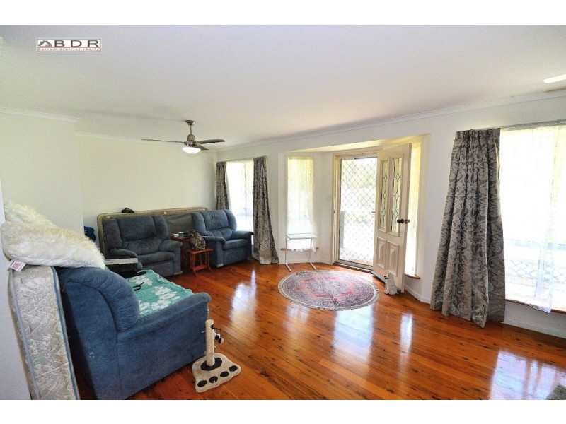 28 Kent Street, Torbanlea QLD 4662
