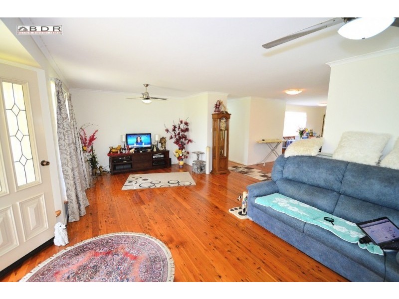 28 Kent Street, Torbanlea QLD 4662