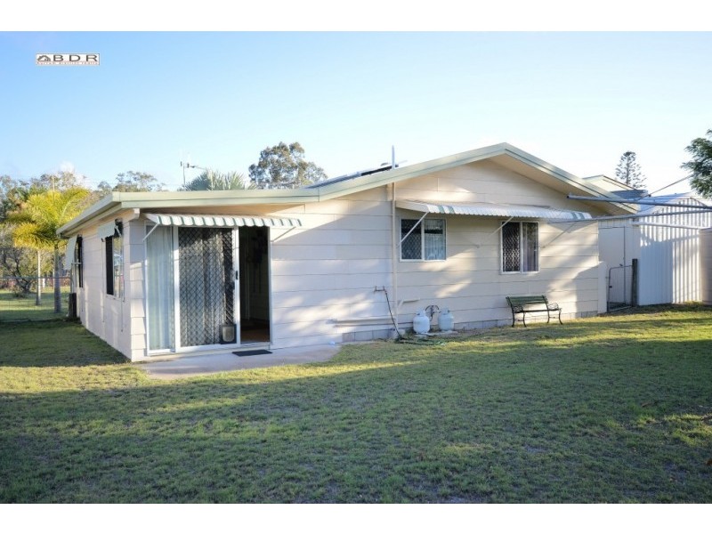 4 Hoffman Street, Burrum Heads QLD 4659